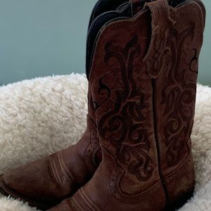 Justin cowboy boots size 5